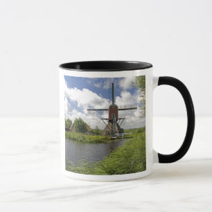 Windmolen langs een kanaal ten oosten van Leiden i Mok