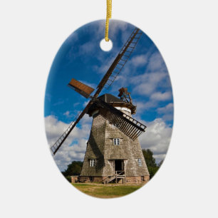 Windmolen met blauwe lucht keramisch ornament