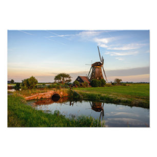 Windmolen op het platteland in Nederland — foto- Foto Afdruk