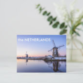 Windmolens in briefkaart voor wintertekst (Staand voorkant)