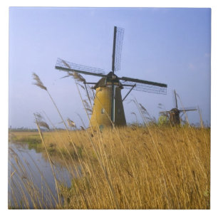 Windmolens langs het kanaal in Kinderdijk, 2 Tegeltje