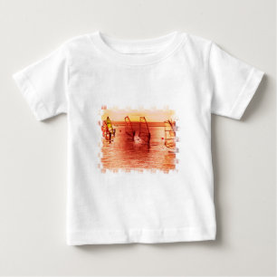 Windsurfers op Horizon Baby T-Shirt