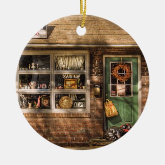 Winkel - De kringloopwinkel Keramisch Ornament (Voorkant)