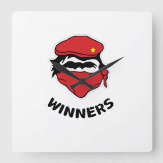 Winnaars Vierkante Klok