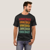 Winnebago County Illinois Rainbow Text Design T-shirt (Voorkant volledig)