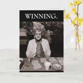 WINNENDE Oude Vrouw Met Groot Haar Spelen Bingo Bl Kaart (Gele Bloem)