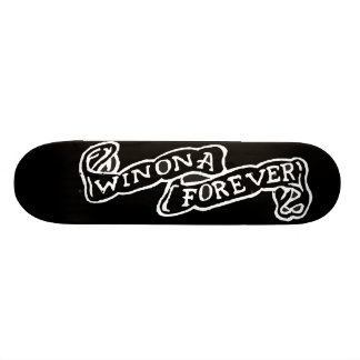 Winona Forever door Keith Shore Skateboard