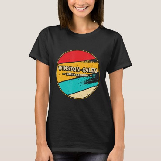 Winston-Salem North Carolina Retro Sunset T-shirt (Voorkant)