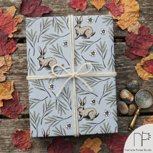 Winter Blauwe Konijnen en Bloemontwerp  Cadeaupapier