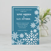 Winter bruiloft folie sneeuwvlokken op tealblue folie uitnodiging (Staand Voorkant)
