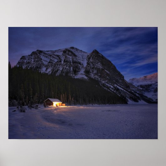 Winter Cabin in de Bossen Poster (Voorkant)