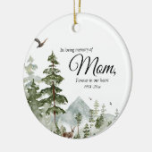 Winter dennenboom bos in liefdevolle herinnering a keramisch ornament (Links)