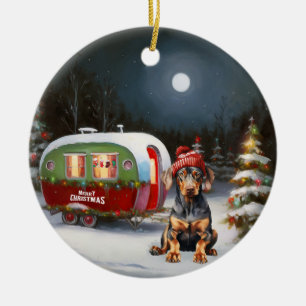 Winter Doberman Caravan Kerstavontuur Keramisch Ornament