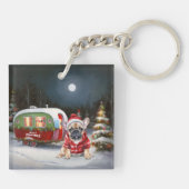 Winter Franse Bulldog Caravan Kerstavontuur Sleutelhanger (Achterkant)