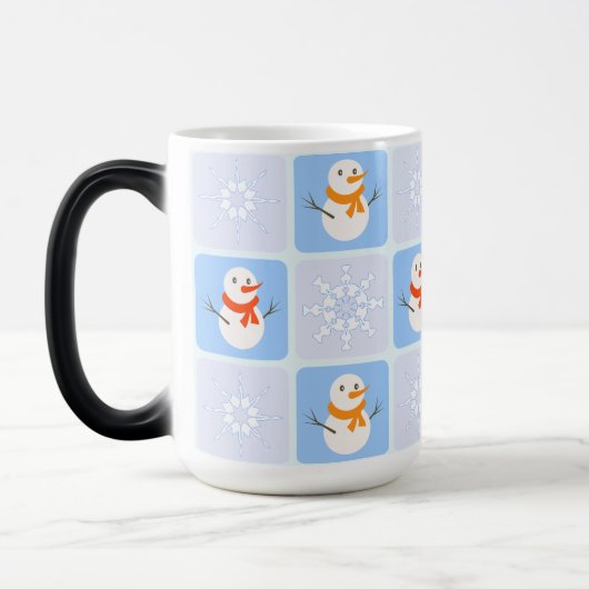 Winter geruit patroon sneeuwman en sneeuwvlokken magische mok (Links)