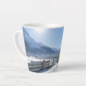 Winter in St. Moritz Latte Mok (Linkerhoek)