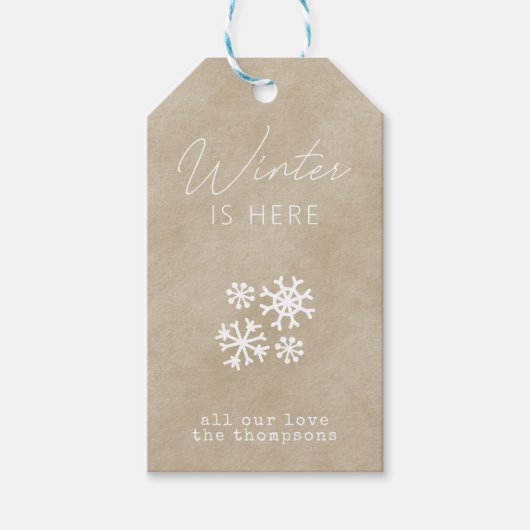 Winter is hier ・ Eenvoudige elegante typografie Cadeaulabel (Voorkant)