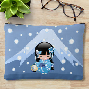 Winter Kokeshi Doll - Blue Mountain Geisha Girl Etui