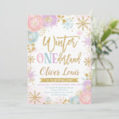 Winter ONEderland Girl 1st Birthday Invitation (Debout devant)