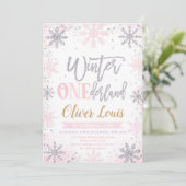 Winter ONEderland Girl 1st Birthday Invitation (Debout devant)