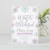 Winter ONEderland Girl 1st Birthday Invitation (Debout devant)