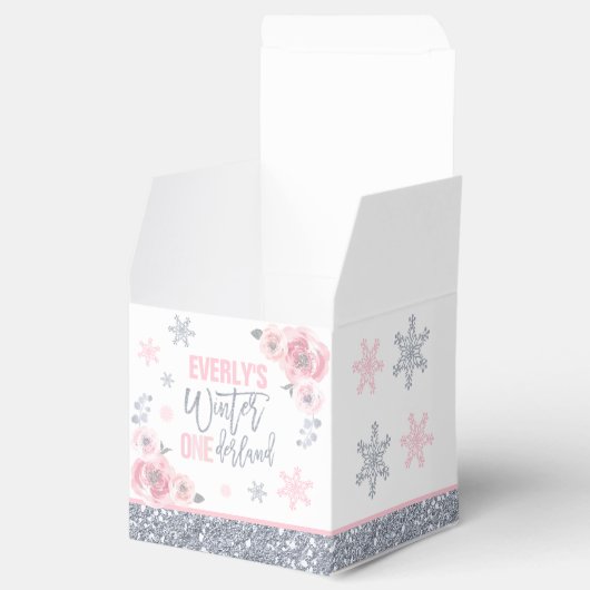 Winter ONEderland Pink Silver Snowflake Birthday Bedankdoosjes (Geopend)
