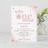 Winter Onederland rose Anniversaire Invitation (Debout devant)