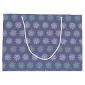 Winter Pattern Blue en White Snowflakes Groot Cadeauzakje (Achterkant)