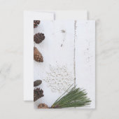 Winter Pinecone en Snowflakes Weddenskaart Kaart (Achterkant)