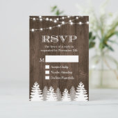 Winter Rustic Wood String Lights Pine Tree RSVP Kaartje (Staand voorkant)