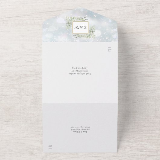 Winter Sneeuw Groen Monogram Bruiloft All In One Uitnodiging (Buitenkant)