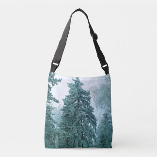 Winter sparboom met sneeuw crossbody tas