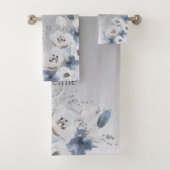 Winter Waterverf Bloemmonogram gepersonaliseerd Bad Handdoek (Insitu)