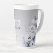 Winter Waterverf Bloemmonogram gepersonaliseerd Latte Mok (Rechterhoek)