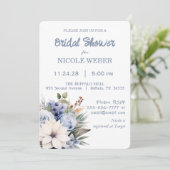 Winter Wit Blauw Bloemen Bruids Douche Uitnodiging (Staand voorkant)