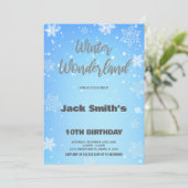 Winter Wonderland Anniversaire Invitations Silver (Debout devant)