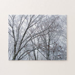 Winterfoto met sneeuwbedekte eik legpuzzel