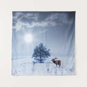 Winterlandschap in blauwe kleur. Eenzame boom en w Wandkleed