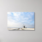 Winterlandschap met sneeuw en windmolen in Nederla Canvas Afdruk (Voorkant)