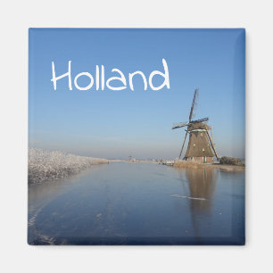 Winterlandschap met windmolen en ijs magneet