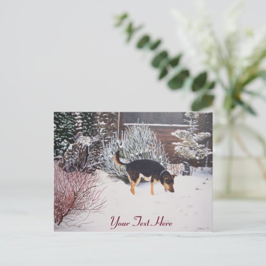 Wintersneeuwscène met schattige zwarte en geelbrui briefkaart (Staand voorkant)