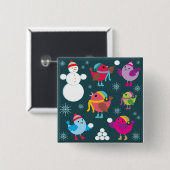 Wintervogels spelen in de sneeuw met sneeuwman vierkante button 5,1 cm (Voorkant /achterkant)