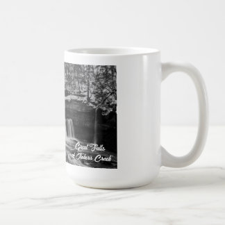 Winterwaterval in de metroparken van Cleveland Koffiemok