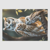 Wise white owl with baby sitting on a branch tissuepapier (Voorkant)
