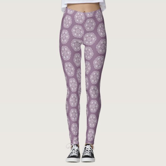 Wisteria Mandala Leggings (Voorkant)