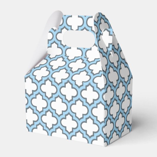 Wit en Baby Blauw Trellis, Lattice, Quatrefoil Bedankdoosjes (Achterkant)