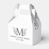 Wit en Blauw-Grijs Elegant monogram pasgetrouwd Bedankdoosjes (Voorkant Zijde)