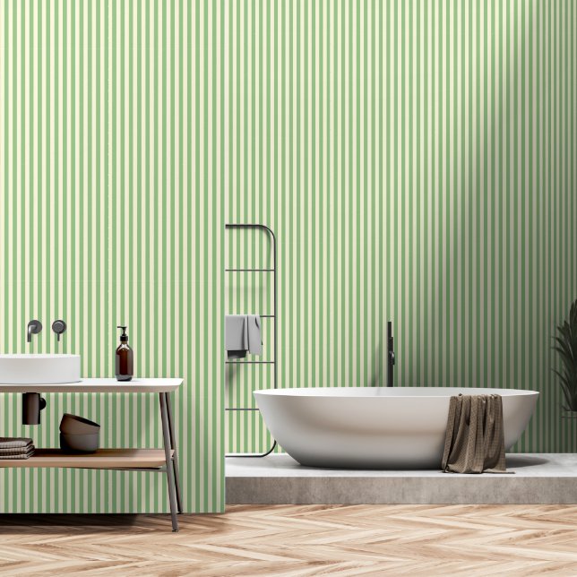 Wit en groen gestreepte klassieke peel en stick behang (Badkamer)