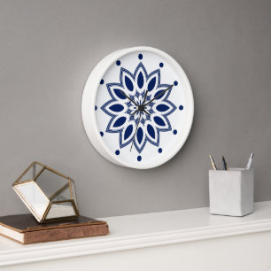 Wit en marineblauw abstract bloemmotief