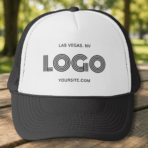Wit en Zwart Modern Rechthoekig Logo Trucker Pet